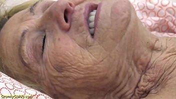 90 Year Old Blowjob - 90 Year Old Granny Blowjob Porn Videos - LetMeJerk