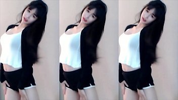 Hot Chinese Babe Rides The Fastest Train Of Lust