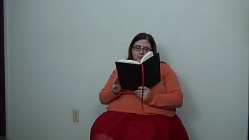 Velma Seduces And Fucks